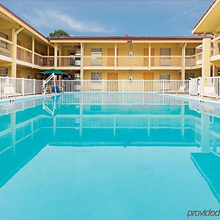 Days Inn By Wyndham Jacksonville Baymeadows Екстериор снимка