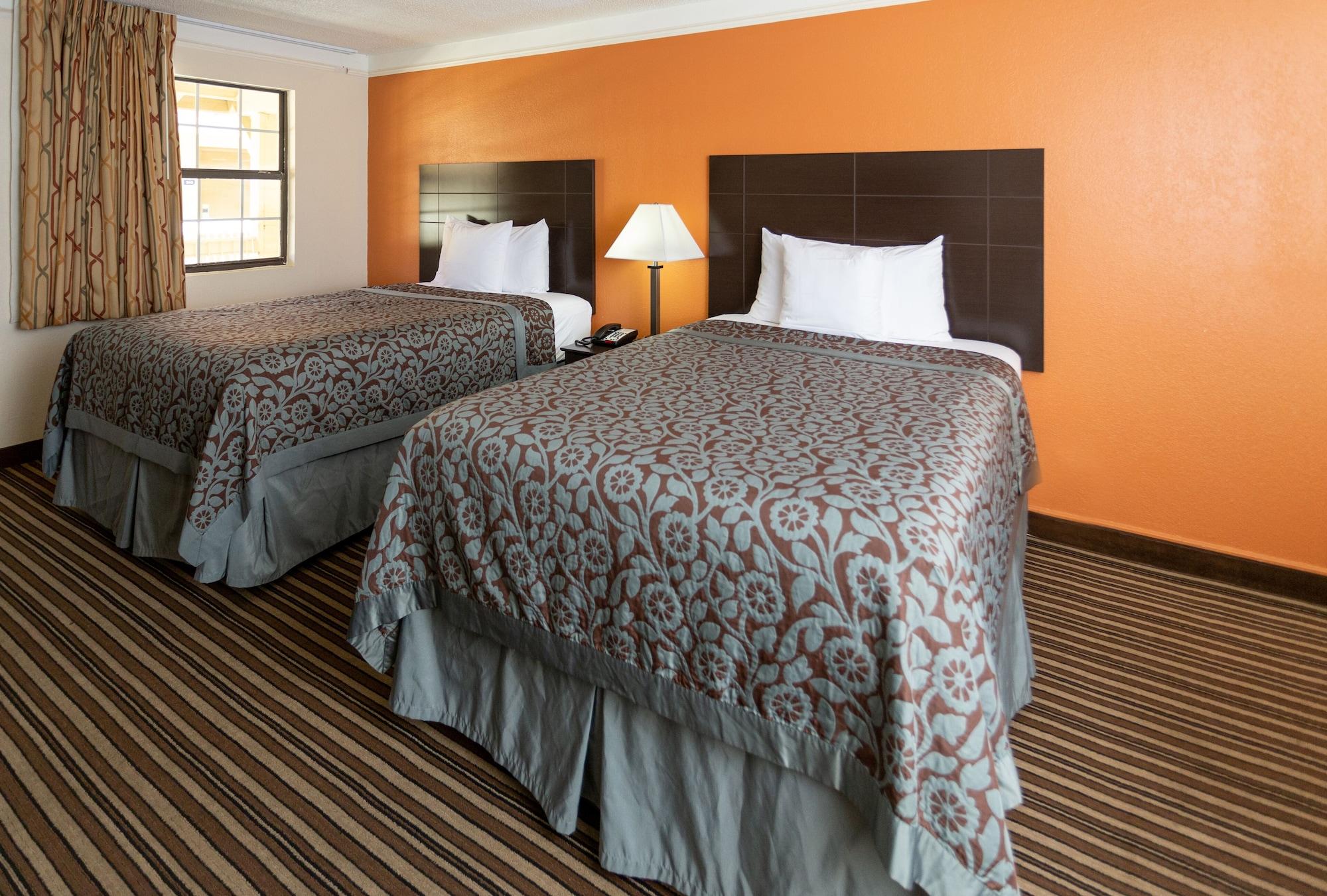 Days Inn By Wyndham Jacksonville Baymeadows Екстериор снимка