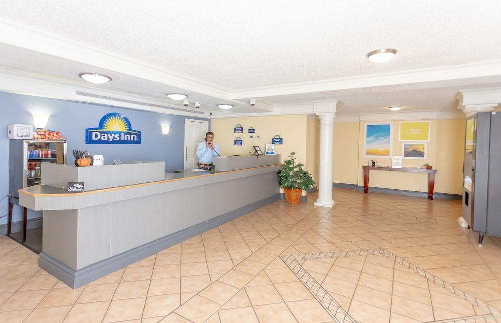 Days Inn By Wyndham Jacksonville Baymeadows Екстериор снимка